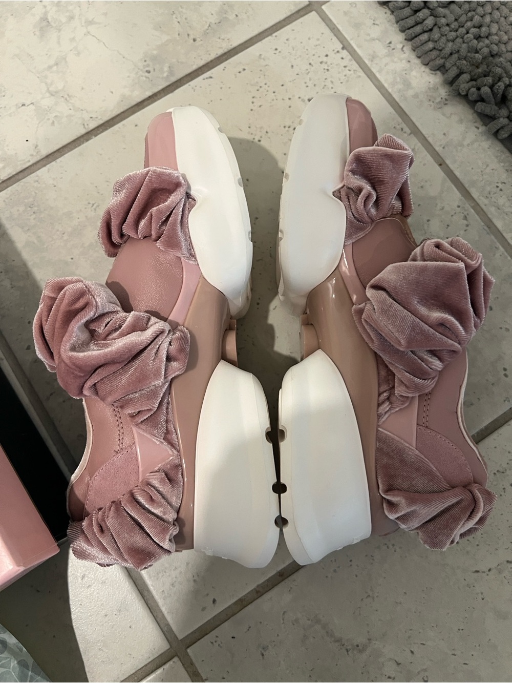 NWT kate spade Cream and Blush Pink scrunchie sneaker in plush and leather - Picture 8 of 12